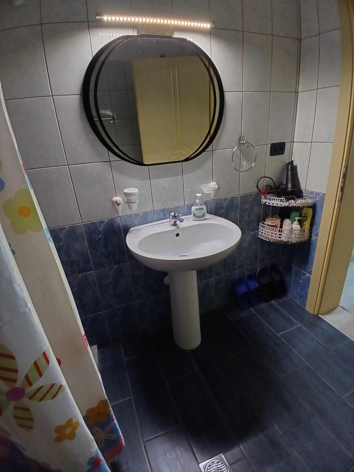 Eniguesthouse Gjirokaster Ngoại thất bức ảnh