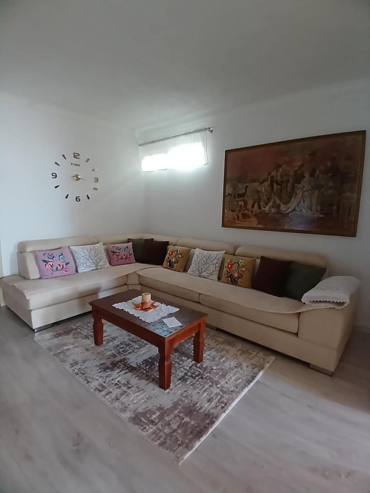 Eniguesthouse Gjirokaster Ngoại thất bức ảnh